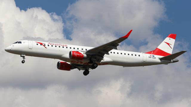 OE-LWP::Austrian Airlines